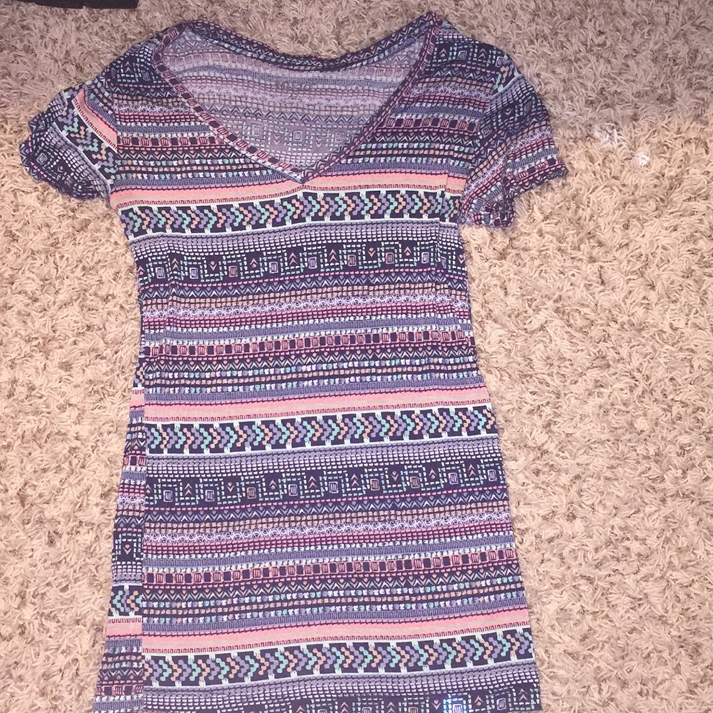 Tee